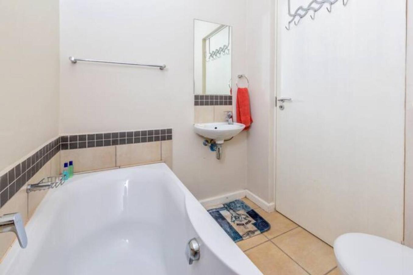 Oyster Walk Knysna - 2 Bedroom מראה חיצוני תמונה